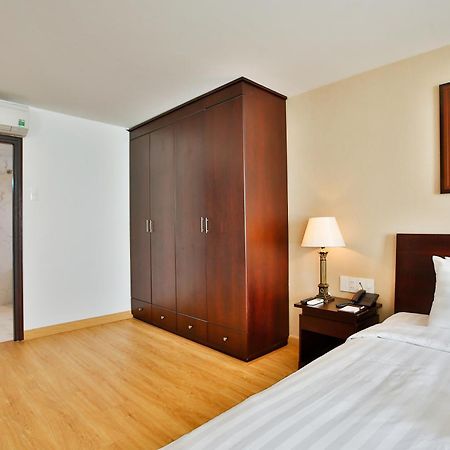 Aluna Ben Thanh Hotel Ho Chi Minh City Bagian luar foto