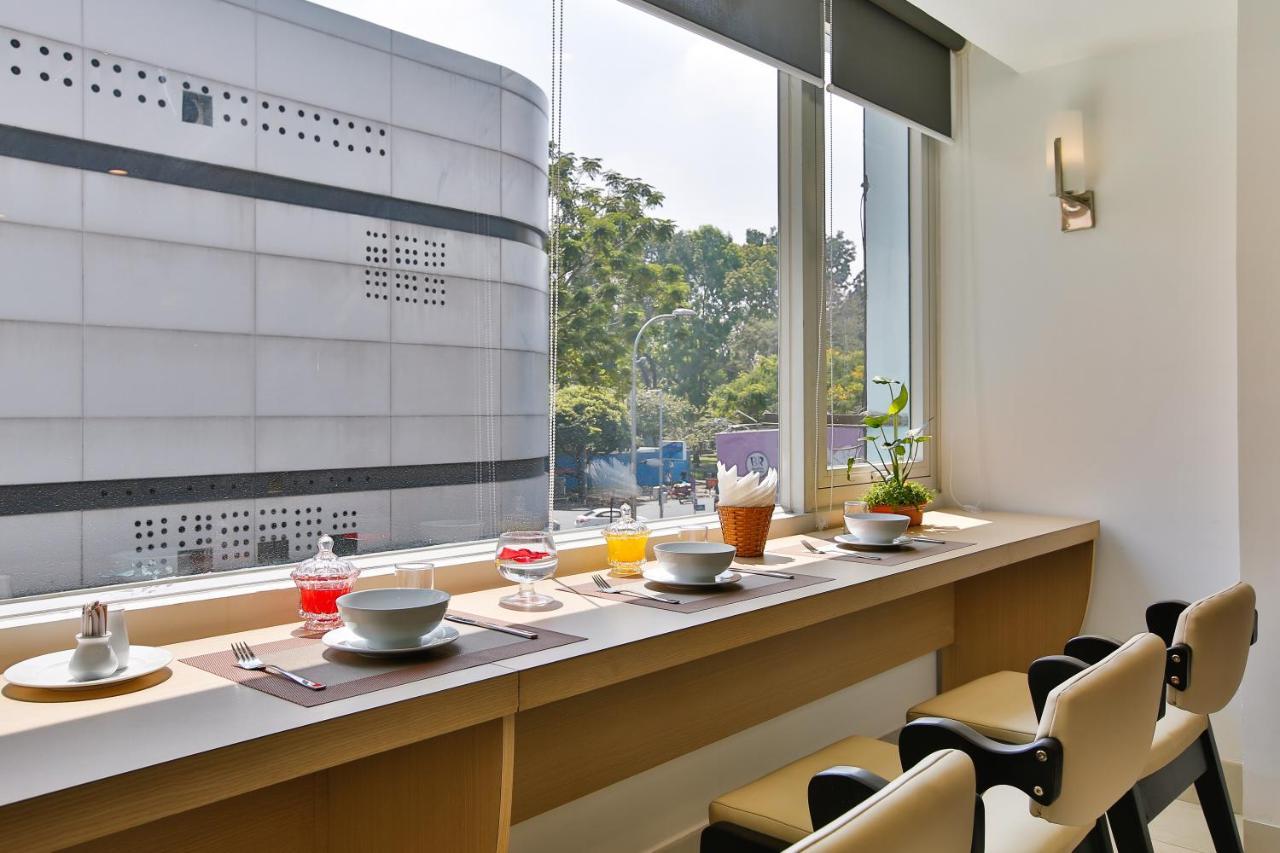 Aluna Ben Thanh Hotel Ho Chi Minh City Bagian luar foto