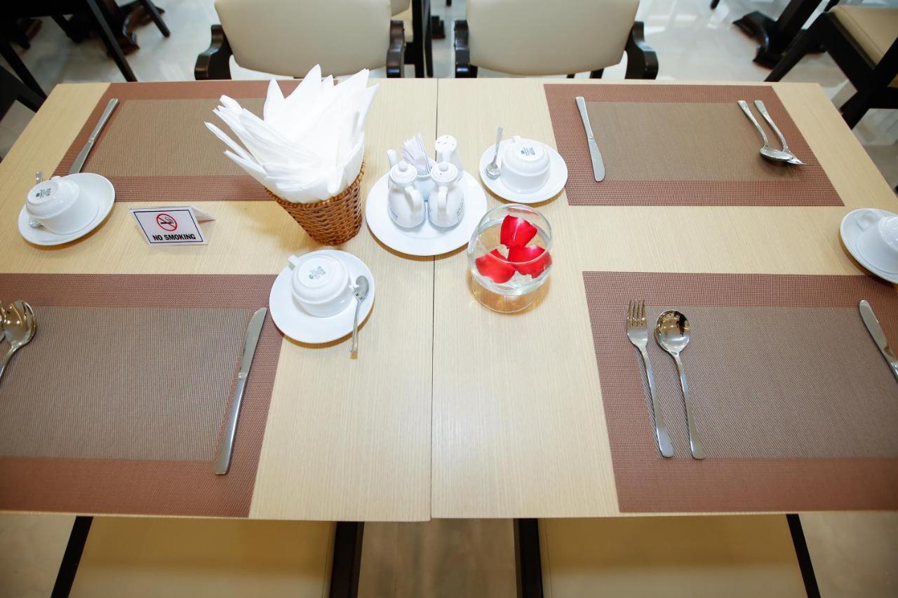 Aluna Ben Thanh Hotel Ho Chi Minh City Bagian luar foto